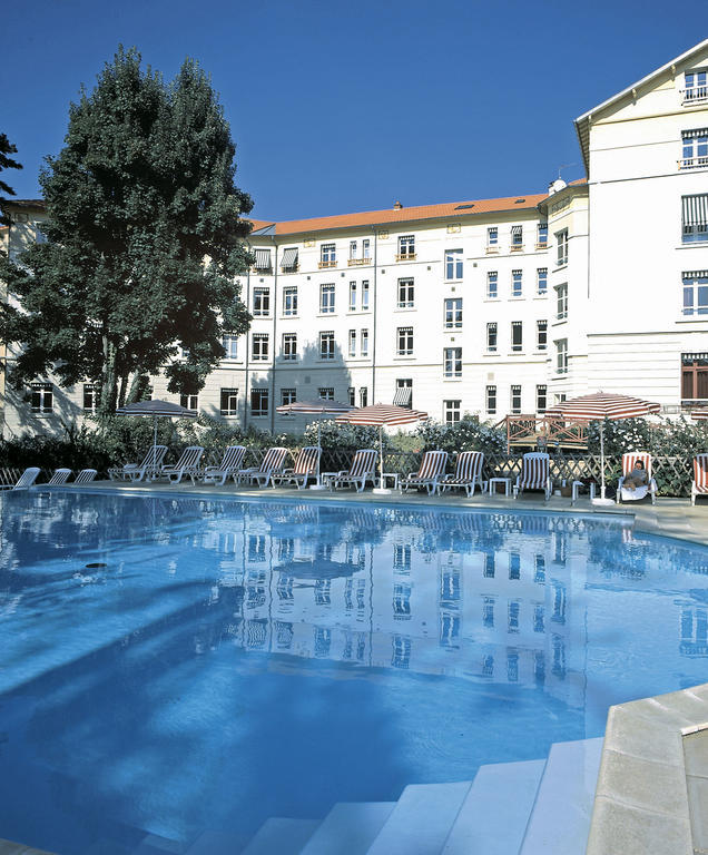 Logis Les Loges Du Parc Hotel La Roche-Posay Exterior foto